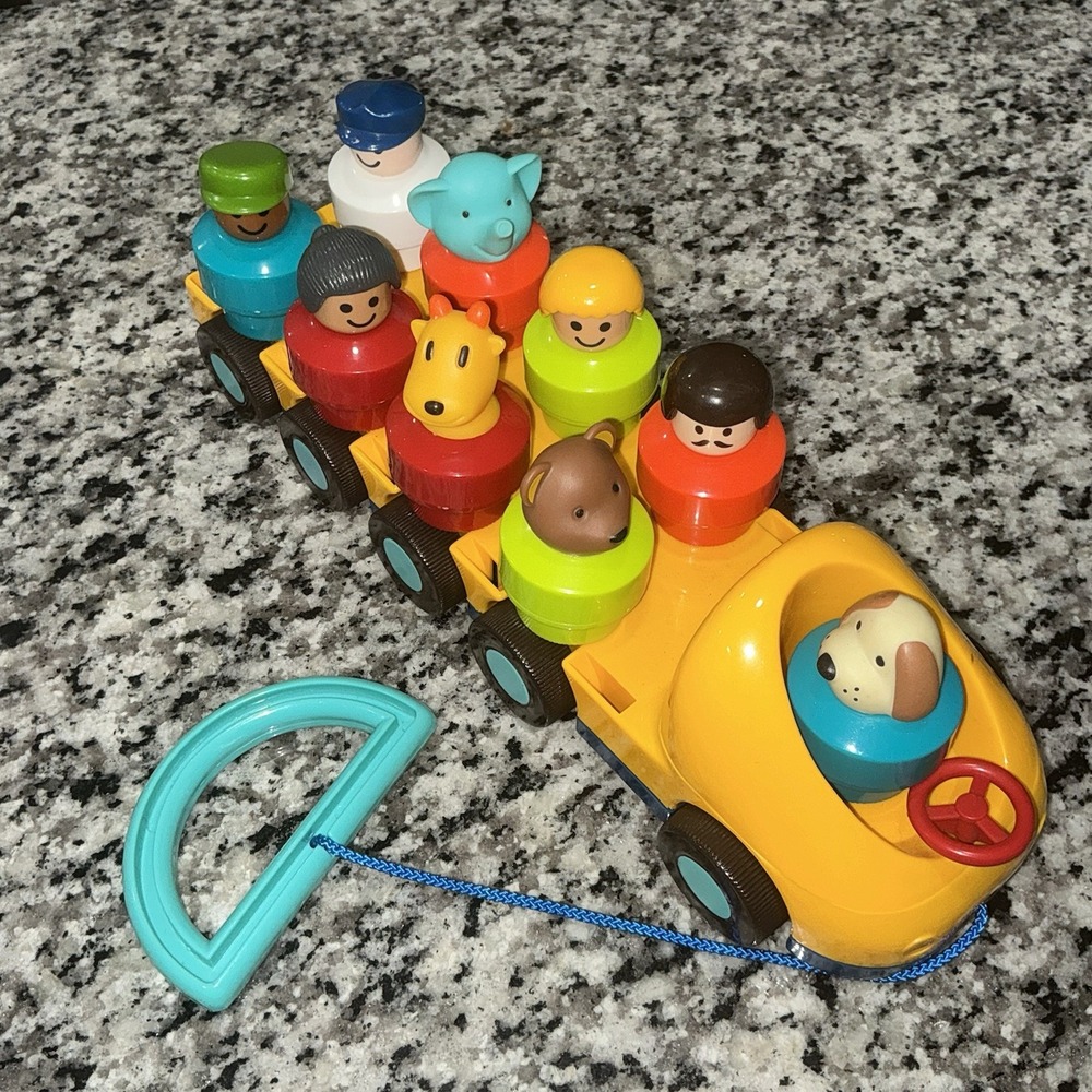 Battat School Bus Pull Along w/ 9 Spinning Figures Toddler Toy Vintage